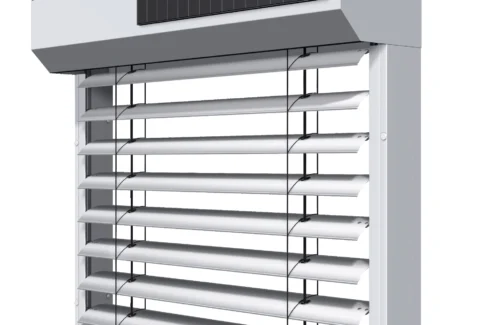 Solarbetriebene Außenjalousie/Raffstore mit integrierter Solarzelle